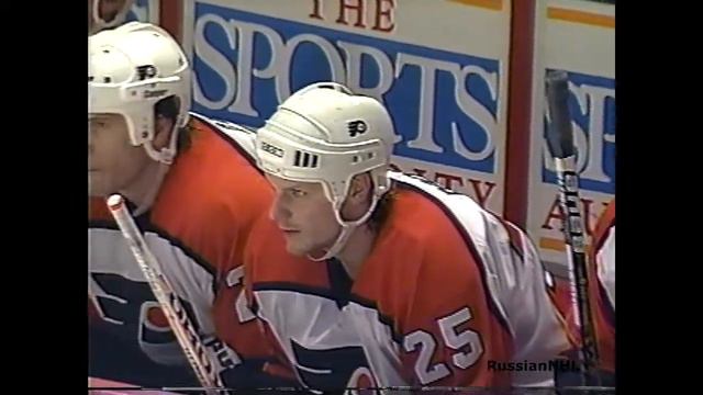 Claude Lemieux scores vs Flyers from Valeri Kamensky's assist (1996) смотреть онлайн