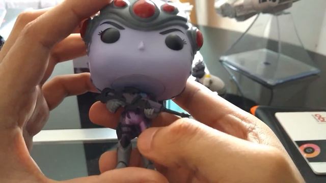 Unboxing Widowmaker Funko [Overwatch] смотреть онлайн