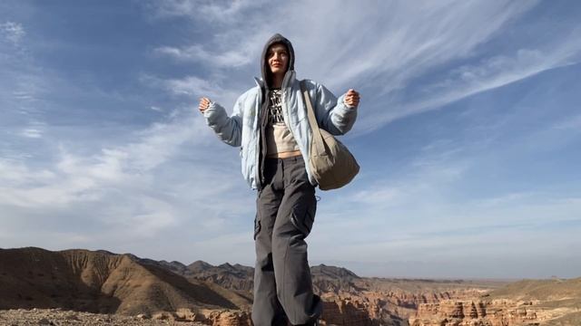 ROAD TRIP VLOG | Чарынский Каньон, ем самсу и шашлык с рынка, 140км/ч на УАЗе смотреть онлайн