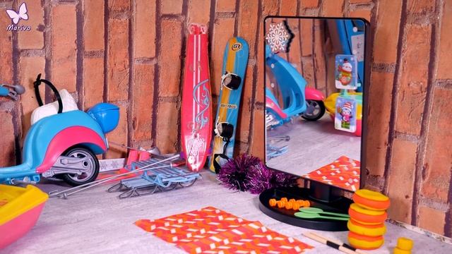 Rodzinka Barbie #11 * MAMA I TATA ODWIEDZAJĄ BARBIE - ZABAWA DZIECI W SLIME GIBBI* Bajka z lalkami смотреть онлайн