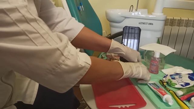 Азы про зубы. "Основные и дополнительные средства гигиены полости рта" #4 (часть 2) смотреть онлайн