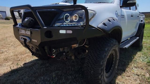 Cobra 4x4 Heavy Duty Steel Bull Bar Bullbar Suits Hilux N70 2005 - 2011 смотреть онлайн