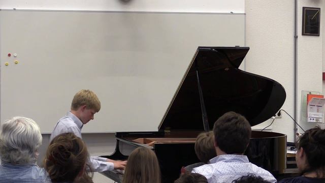 Chopin Etude Op. 25 No. 11 "Winter Wind" смотреть онлайн