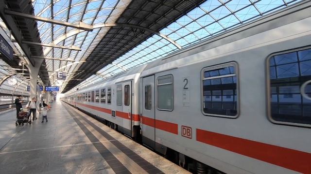 Berlin-Spandau Bahnhof / Berlin Spandau Railway Station, Berlin, Germany - 5 September, 2020 смотреть онлайн