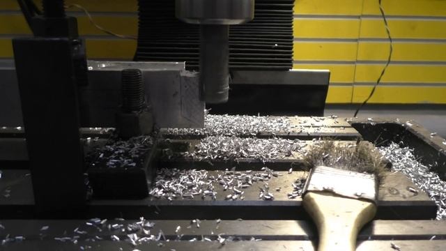 Кузовная линейка на фрезерном станке METAL MASTER MF-32V Будни гаража смотреть онлайн