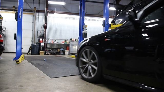 Manual B8.5 S4 with AWE Touring Edition Exhaust смотреть онлайн