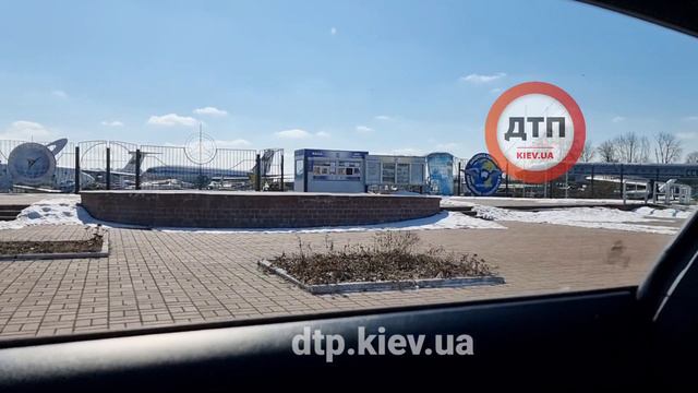 Шастаю по Киеву: имел счастье и опыт проехать по замечательной улице кскова, смотреть онлайн