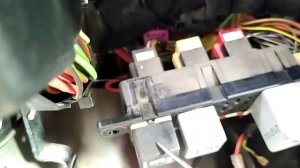 audi a6 c5 не работает сигнал. шлейф оборван, выводим провода на сигнал.