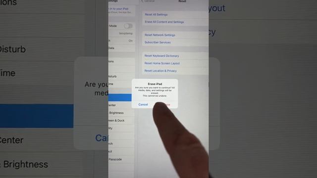How to factory reset | Delete all your data securely | Apple iPad, iPad Pro & iPhone смотреть онлайн