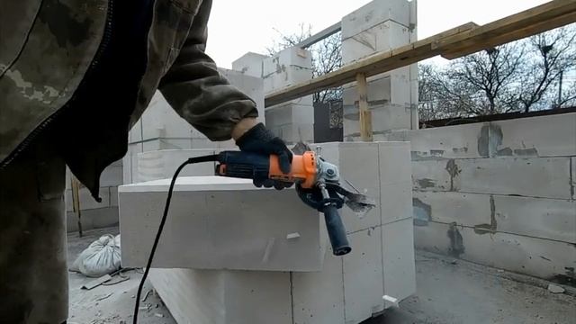 снятие фаски с  газоблока