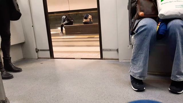 Метро Казани. Поездка 81-553.3 Казань (каз.номерной) №10293-11518-11519-10294, Аметьево - Пр.Победы смотреть онлайн