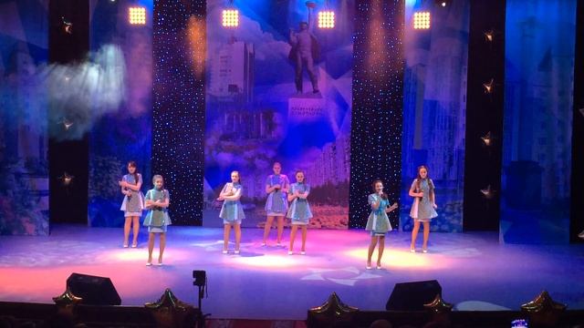 Концерт "Город детства", ансамбль "Самоцветики" смотреть онлайн