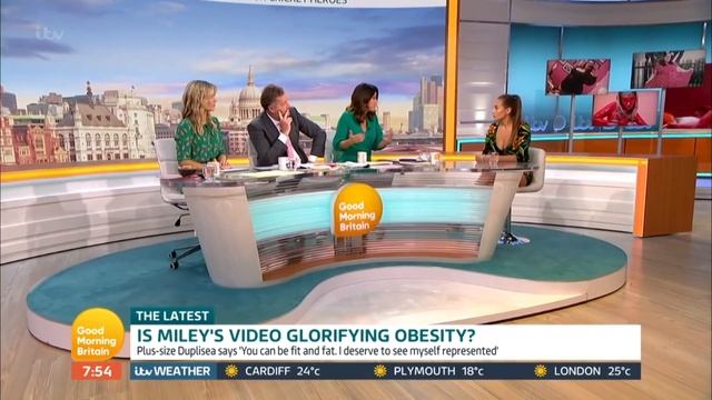 Piers Clashes With Model Angelina Duplisea on Whether Obesity Is Glorified | Good Morning Britain смотреть онлайн
