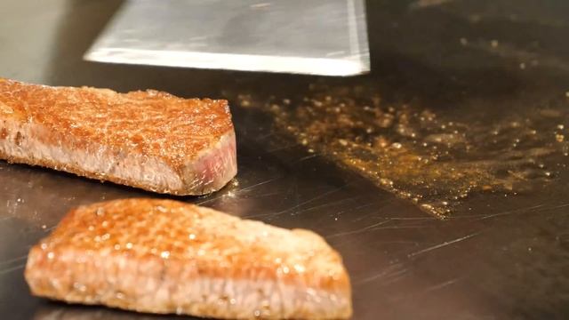 異国情緒あふれる神戸北野のお洒落なステーキハウスで至極のひととき　ステーキハウス 雅羅倶（がらく）　 - 神戸市中央区 -