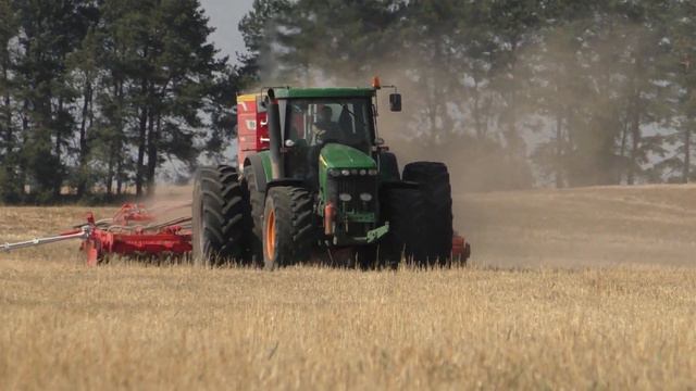 посевной комплекс Pottinger с трактором John Deere