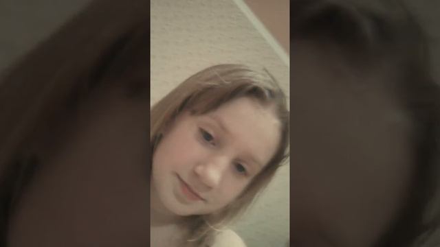 у меня новый канал будет называться: лепка извините что камера плохо видно всем пока смотреть онлайн