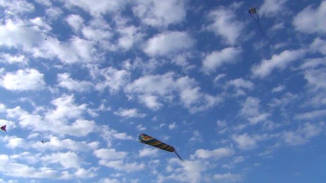 Pákozd sárkányeregetés 2013.05. Sony HDR-CX250 смотреть онлайн