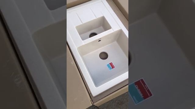 Каменная мойка с двумя чашами, малой и большой фирмы Marmo модель "Милан" цвет сапфир смотреть онлайн