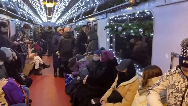 Поездка на Новогоднем Еж3 от Текстильщиков до Пушкинской смотреть онлайн