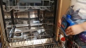 Запускаем очистку ПОСУДОМОЕЧНОЙ МАШИНЫ Beko