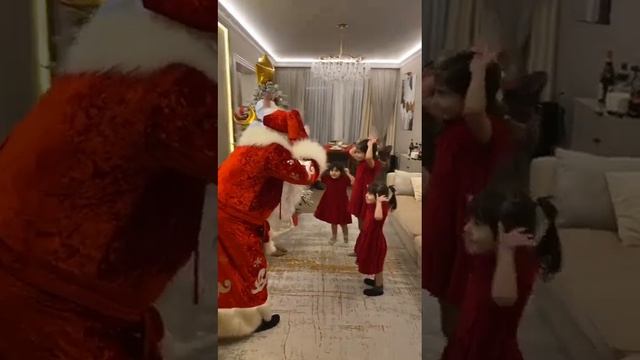 Дед Мороза со Снегурочкой на Дом в Алматы, www.ded-moroz-almaty.kz, Вотсап +7 707-754-10-69 смотреть онлайн