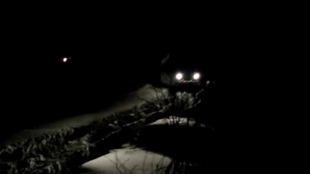 трактор в снегу смотреть онлайн