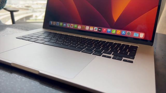 MacBook Air 15" M2 - Лучший 15-дюймовый ноутбук смотреть онлайн