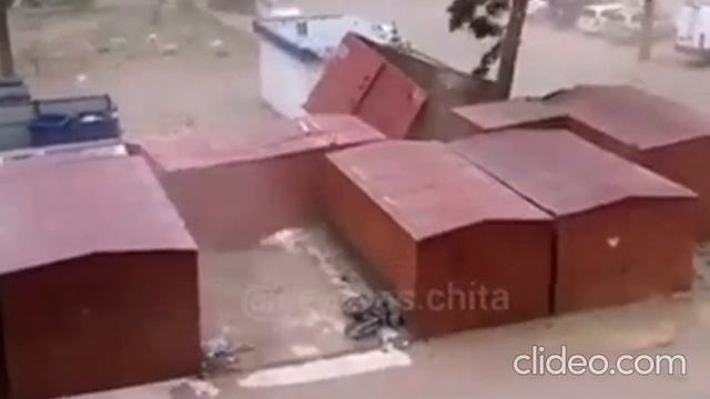 ГАРАЖНЫЙ ХАОС Потерянные кроссовки и веселье без границ! Унесло крооссовки ветром смотреть онлайн