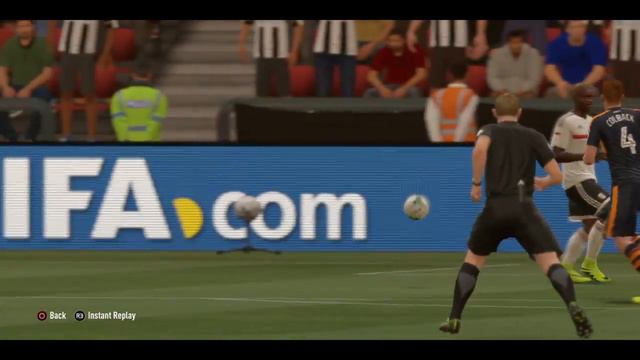 Lucas Piazon Goal vs Newcastle смотреть онлайн