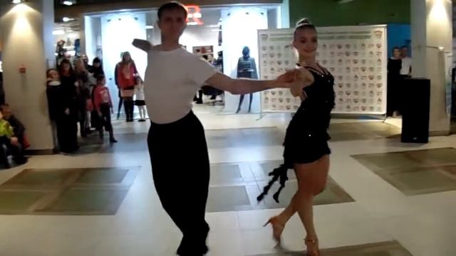 Бальные танцы в Витебске - ча-ча-ча школы танцев "Аквамарин" смотреть онлайн