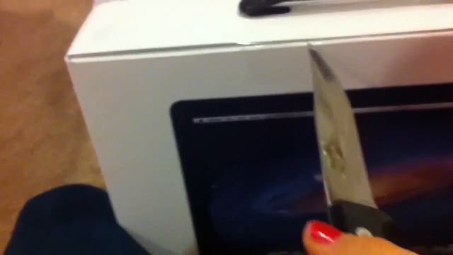 MacBook Pro Unboxing (2012) смотреть онлайн