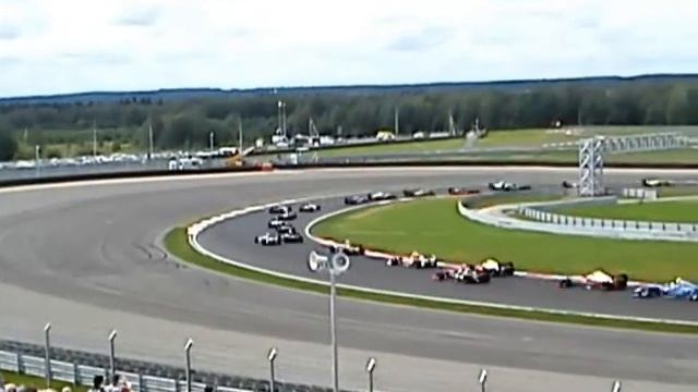 Гонки Рено в Москве смотреть онлайн