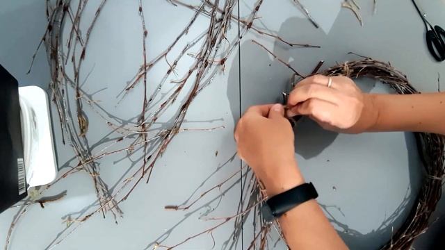 ОСНОВА для Рождественского венка из березовых веток своими руками/THE BASIS for a Christmas wreath смотреть онлайн