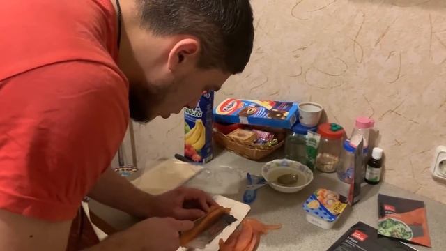 ГОТУЄМО СУШІ ЗА 200 ГРИВЕНЬ смотреть онлайн