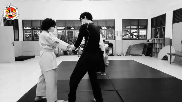 Aikido | Morotedori Kokyunage | Toshimasa Fukuda Sensei, 3rd DAN Aikikai смотреть онлайн