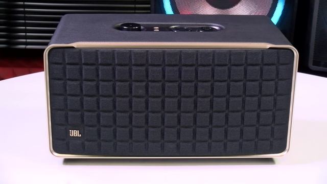 JBL Authentics 500 - This Smart Speaker BLEW ME AWAY! смотреть онлайн