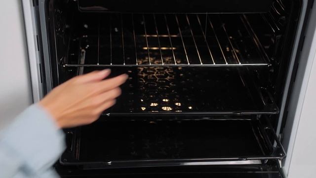 Комбинация от TM Darina Электрическая плита PL 2609 1W и наклонная вытяжка SLIDE GD603 W смотреть онлайн