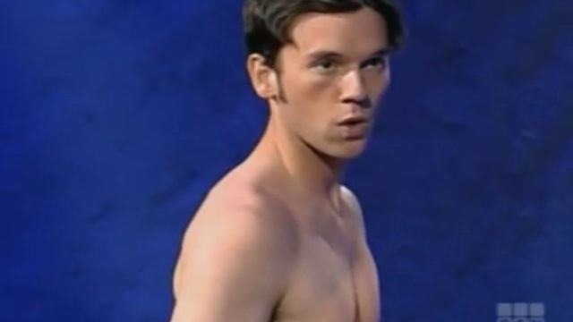 Dog Eat Dog: Episode 5 "Strip Darts" смотреть онлайн