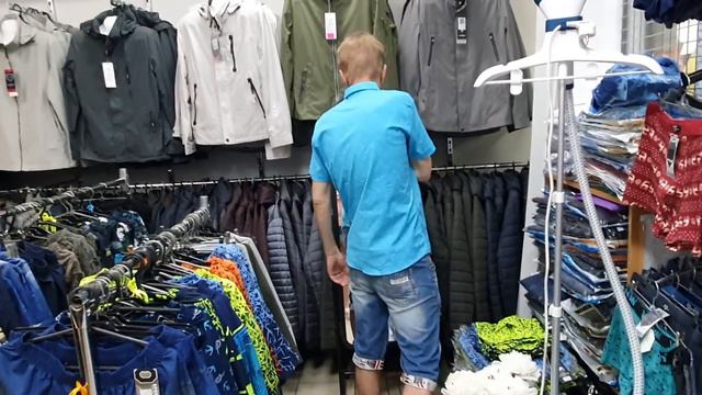 VLOG 18.06.2021 г Застилаю кровать/ Натираю зеркало/ Глажу одежду/ Гуляем/ Шоппинг смотреть онлайн