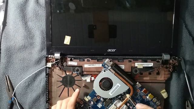 Desmontagem Limpeza e reparo carcaça Acer V3 571 #23 смотреть онлайн