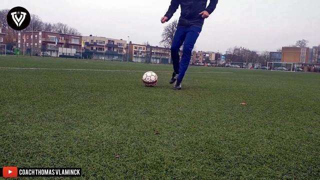 Football Homework 2021 | A1. Ball Mastery - Forwards - Backwards | 50 Soccer Exercises смотреть онлайн