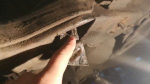 провернулся болт в подрамнике крепление рычага кия серато 2006г