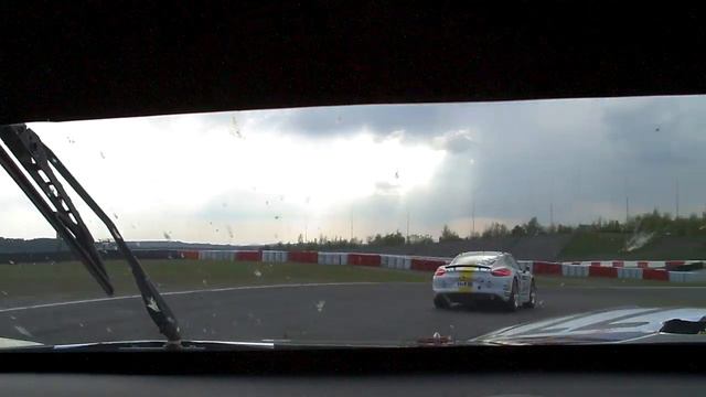 LEITSPEED: VBOX HD Alzen Ford GT Training VLN3 Freitagsession смотреть онлайн