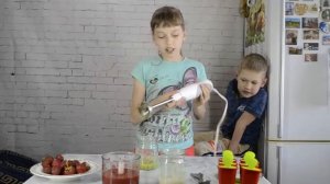 Как сделать мороженое фруктовый лед слоями