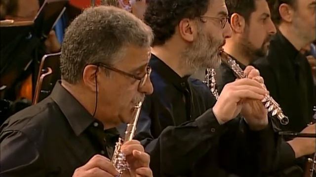 Ástor Piazzolla 'Libertango' Orquesta Filarmónica, Daniel Barenboim, 31 12 2006 смотреть онлайн