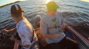 Рыбалка. Ловим судака на троллинг в Белом озере.