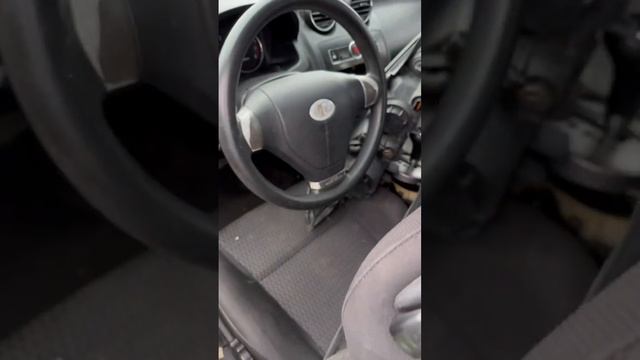 Junkyard Find: Hyundai Tuscani 2.7 Elisa - KDM Badges! смотреть онлайн