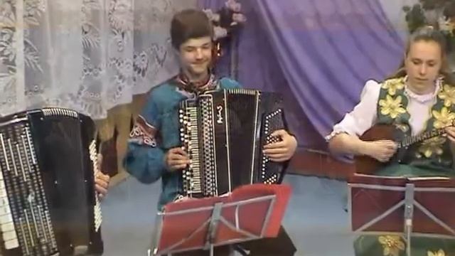 Ансамбль народных инструментов "Росинка" смотреть онлайн