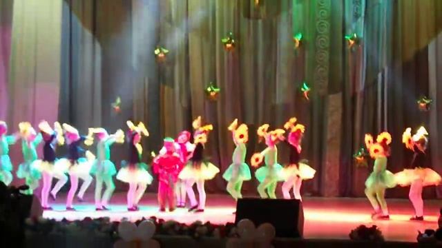 Солнышки-Подсолнушки . Ансамбль " Родничок" г. Кизляр смотреть онлайн