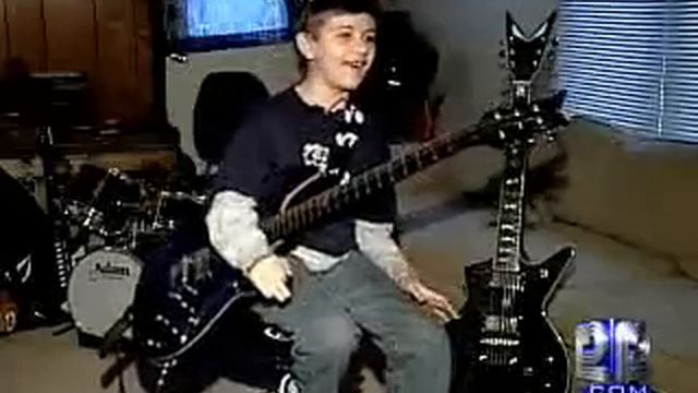 8-Year-Old Guitar Prodigy Stuns Audiences смотреть онлайн
